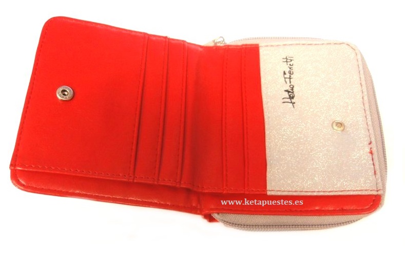 Cartera Helio Ferretti perrito abierta