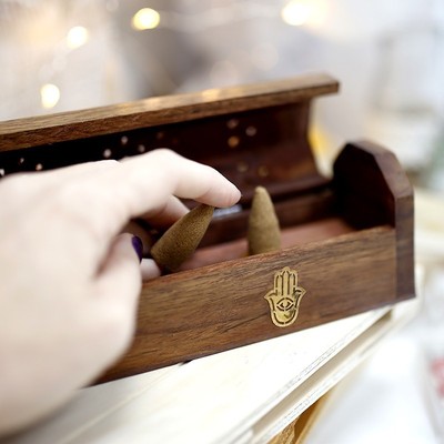 Detalle del interior. Modelo mano de fátima