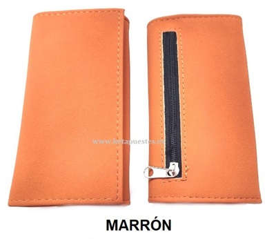 MARRÓN