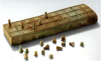 Origen e Historia de los Juegos de Mesa